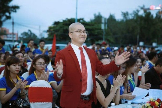 Cựu chủ tịch Công ty địa ốc Alibaba Nguyễn Thái Luyện và 22 đồng phạm hầu tòa
