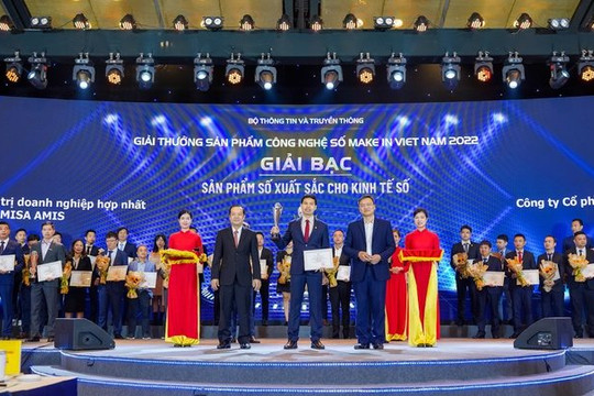 MISA AMIS đạt thành tích ấn tượng Make in Viet Nam 2022