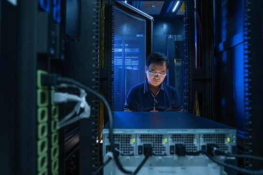 "Ông lớn" chạy đua xây trung tâm dữ liệu: Viettel vừa chốt đầu tư 6.000 tỷ đồng đến năm 2025, VNG cũng ra mắt dự án với quy mô tủ rack lớn nhất Việt Nam