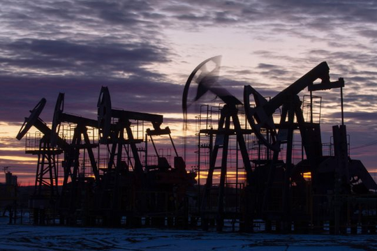 Hậu áp giá trần dầu thô: Nga nỗ lực bán dầu giá rẻ cho châu Á, đối thủ “ung dung” hưởng lợi bán dầu cho châu Âu với giá cao