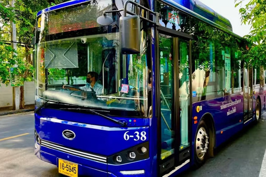 Giao thông công cộng Đông Nam Á thúc đẩy quá trình khử cacbon: VinFast của Việt Nam không đứng ngoài “cuộc chơi”
