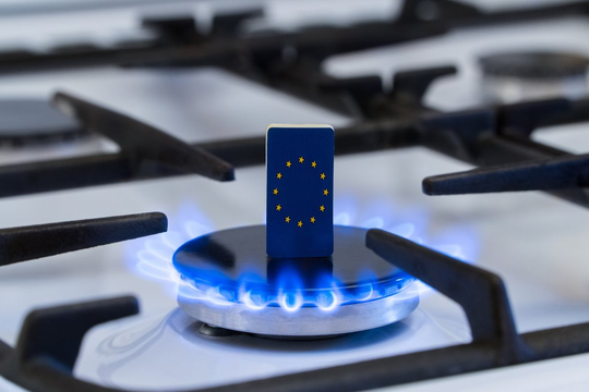 Giá khí đốt giảm mạnh chưa từng thấy, 'cơn ác mộng' đã qua hay còn điều gì đang chờ đợi châu Âu trong năm 2023