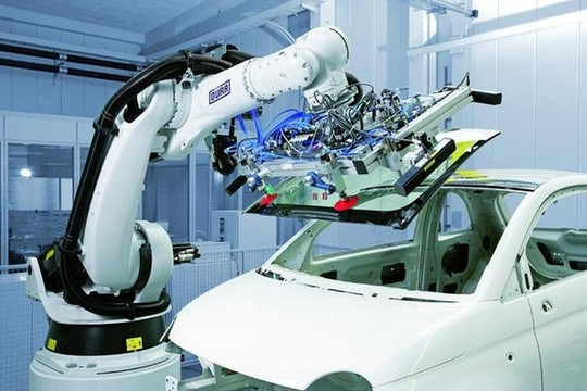 Châu Á dẫn đầu thế giới về lượng robot công nghiệp lắt đặt