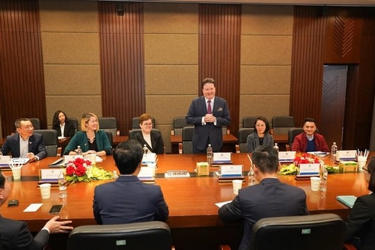 Đại sứ Marc Knapper đánh giá cao việc APH đầu tư vào Hoa Kỳ