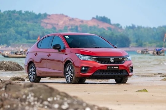 Phân khúc xe hot nhất Việt Nam đua giảm giá sập sàn - khách mua tiết kiệm được vài chục triệu