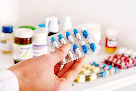 Bộ Y tế công bố gia hạn gần 8.900 thuốc, nguyên liệu làm thuốc