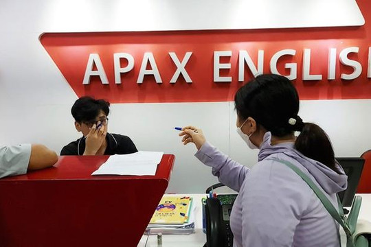 Apax Holdings của Shark Thủy đề xuất chuyển nợ học phí thành hợp đồng vay, lãi suất như ngân hàng