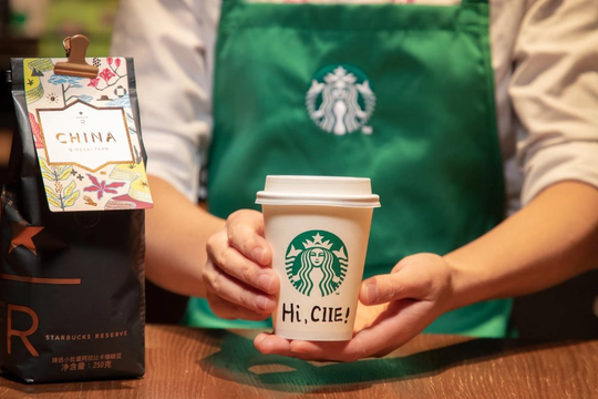 Quốc gia Starbucks phải tự trồng cà phê để bán, hy sinh cả tiền bạc để lấy lòng hàng tỷ khách hàng vốn chỉ mê mệt trà xanh