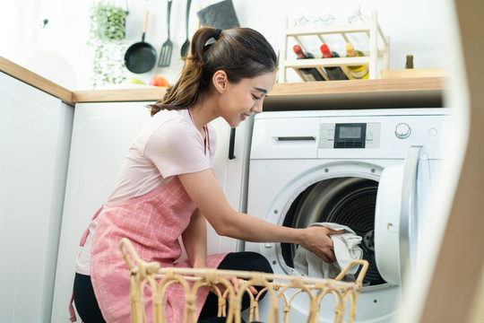 Biến máy giặt thành tiền: Bà nội trợ 39 tuổi chỉ ở nhà vẫn kiếm hơn 700 triệu đồng, mỗi ngày làm việc 2 tiếng