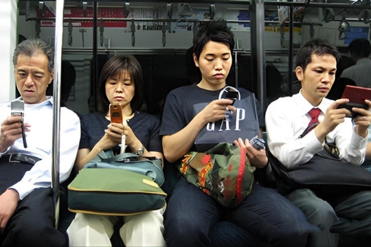 Là cường quốc công nghệ, tại sao Nhật Bản lại  "lép vế" trong cuộc đua điện thoại thông minh?
