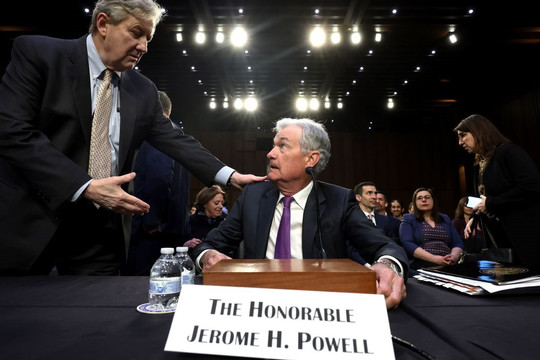 Ông Powell đã nói gì trong 2 ngày điều trần trước Quốc hội Mỹ và tại sao điều đó lại quan trọng với thị trường tài chính?