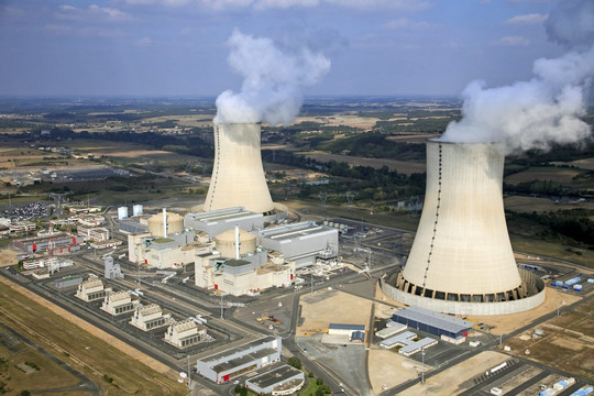 Italy quay lại sử dụng năng lượng hạt nhân để giảm phát thải
