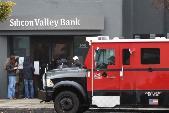 SVB, Signature Bank và Silvergate Bank đóng cửa: Giới chuyên gia trấn an nhà đầu tư