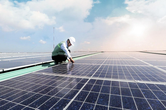 TP.HCM đề xuất cơ chế đặc thù cho 5.000 MW điện mặt trời áp mái