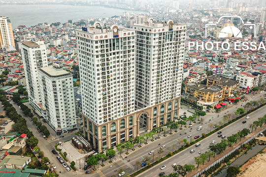 ‏[Photo Essay] Chung cư quanh TTTM đắt nhất thủ đô Lotte Mall Hanoi - Võ Chí Công đã hình thành mặt bằng giá mới lên đến 100 triệu đồng/m2