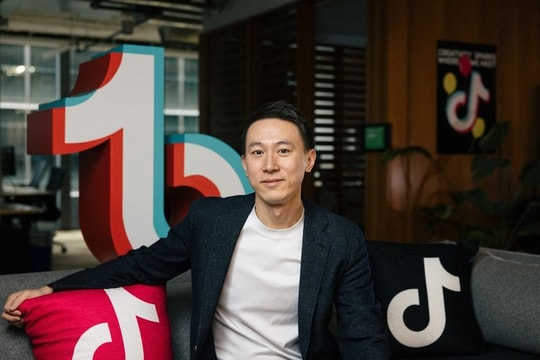 CEO 8X bí ẩn của TikTok: Có bằng MBA từ Harvard, từng là thực tập sinh tại Facebook, giờ thành sếp của mạng xã hội đối thủ nổi nhất hành tinh