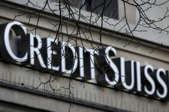 Ngành ngân hàng thế giới chứng kiến một kiểu 'khủng hoảng mới' sau bất ổn của Credit Suisse