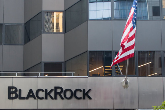 BlackRock: Thị trường đã sai khi chỉ 'chăm chăm' dự đoán Fed sắp hạ lãi suất 