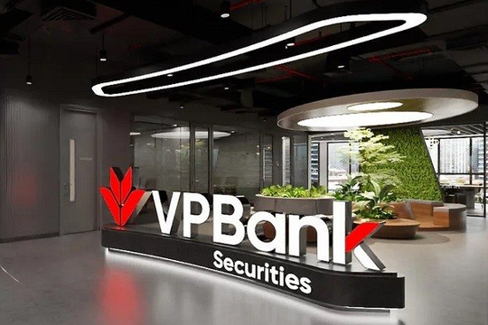 Sau khi trở thành "quán quân" vốn điều lệ nhóm chứng khoán, VPBank Securities đặt mục tiêu lợi nhuận 2023 cao gấp 3 lần cùng kỳ