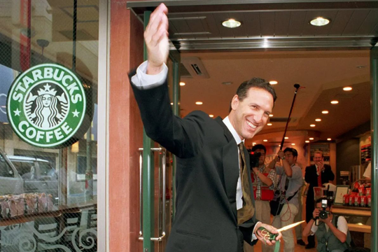 Khủng hoảng ở Starbucks: Hơn 30 năm gây dựng danh tiếng, tất cả đổ bể vì những lao động 'trẻ trâu'