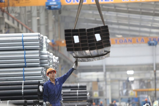 Giá thép thế giới giảm nhẹ, Trung Quốc có động thái kiềm chế tăng giá bán tại thị trường nội địa