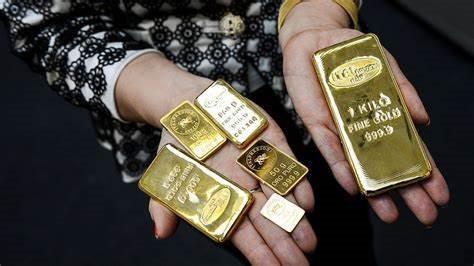 Trader tiền số quay sang mua vàng, câu hỏi 'làm thế nào để mua vàng' sốt trên Google