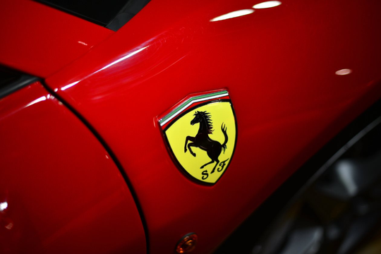 Ferrari mất 'chất': Tuyên bố không bao giờ làm ô tô điện rồi quay xe cháy bánh, tất cả thiết kế và trải nghiệm không còn trong lĩnh vực mới