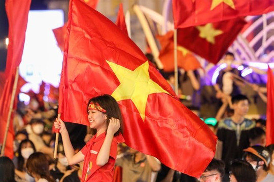 Việt Nam thành kỳ tích châu Á, 1 nước kinh ngạc: "Họ làm gì mà thành công thần kỳ đến thế, bỏ lại chúng ta phía sau?"