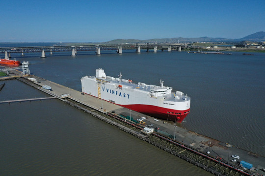 Lô hàng xuất khẩu thứ 2 của VinFast cập cảng Mỹ, chuẩn bị đi tiếp sang Canada