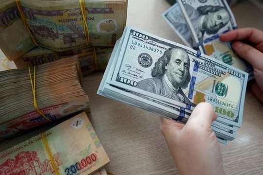 VNDirect: NHNN đã bơm 140.000 tỷ đồng ra để mua USD