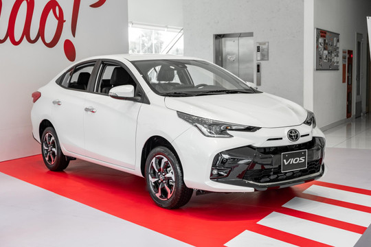 Vừa chào sân, Toyota Vios 2023 đã giảm đậm tại đại lý, giá mới chỉ từ 450 triệu đồng