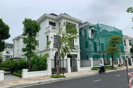 Môi giới chào bán siêu phẩm biệt thự ở Hà Nội: Hơn 200 tỷ/căn, giá bằng một dự án ở tỉnh, có thời điểm nhiều tiền không mua được
