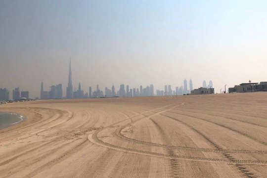 Cầm gần 800 tỷ đồng trong tay có thể mua được gì ở quốc gia Trung Đông?: Một đống cát! 