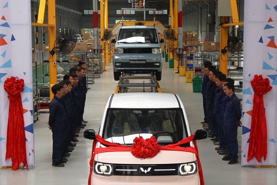TMT Motors đã xuất xưởng chiếc Wuling HongGuang MiniEV đầu tiên tại Việt Nam 