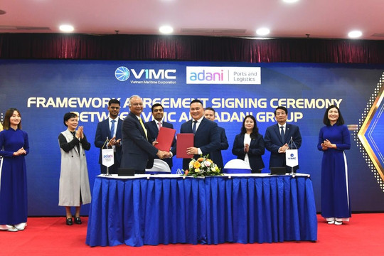 DN đầu tiên ký kết với Tập đoàn Adani của Ấn Độ sau cam kết đầu tư 10 tỷ USD vào Việt Nam: Doanh thu hơn 15.000 tỷ, đầu tư loạt dự án cảng biển và bến container hàng chục nghìn tỷ