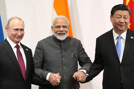 Hơn 30 nước muốn gia nhập, đồng minh Mỹ không chờ tới "cuộc họp lớn" đã gấp rút hành động: BRICS như hổ thêm cánh?