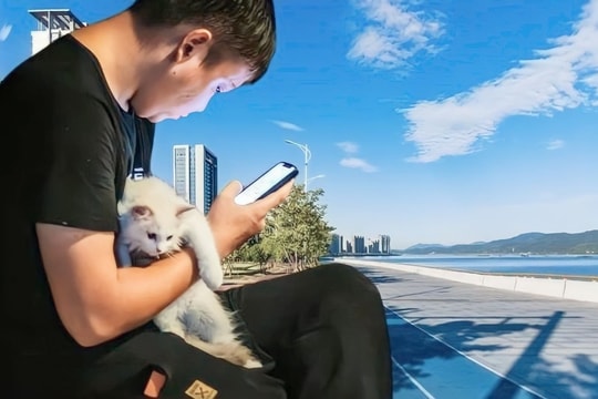 Ham lời mua căn nhà view hồ sang chảnh giá 26 tỷ đồng: Không ngờ 1 năm sau thất nghiệp, oằn lưng cõng nợ