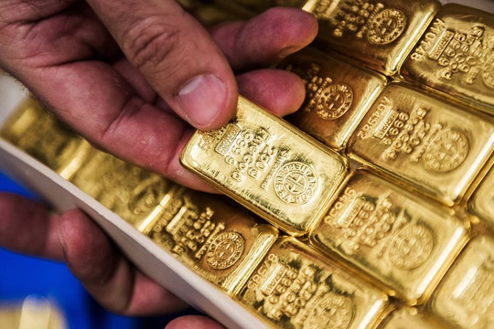 Cơn sốt "gom" vàng bùng nổ toàn cầu: một quốc gia tăng dự trữ vàng 7 tháng liên tiếp