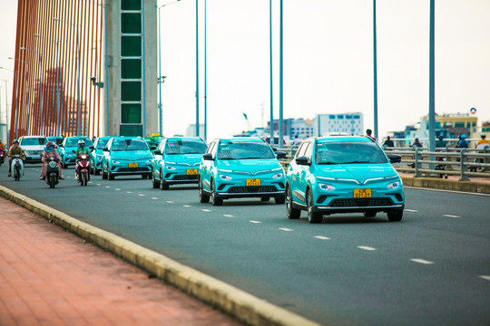 Taxi Xanh SM chính thức lăn bánh tại Đà Nẵng, có thêm tour trọn gói đến các điểm tham quan