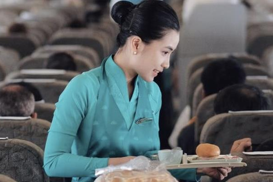 Sát ngày Đại hội đồng cổ đông, Vietnam Airlines bất ngờ thông báo hủy họp, lùi sang tháng 8