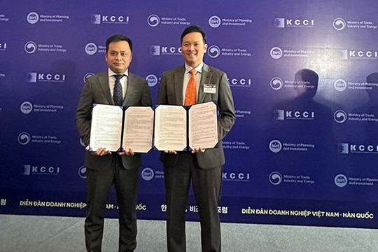 Asong Invest, Noble và PVCB Capital ký kết MOU về Quỹ năng lượng tái tạo 