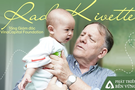 Cái bắt tay giữa 2 người lạ giúp 10.000 trái tim trẻ em Việt Nam “không còn lỗi nhịp”