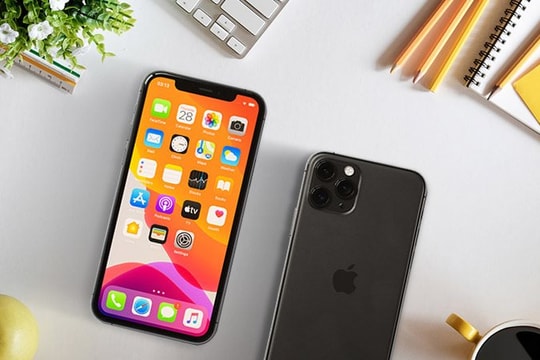 Giai đoạn ảm đạm nhất năm, điện thoại iPhone ào ào giảm giá, chiếc smartphone bị "khai tử" vẫn vô cùng "ăn khách"