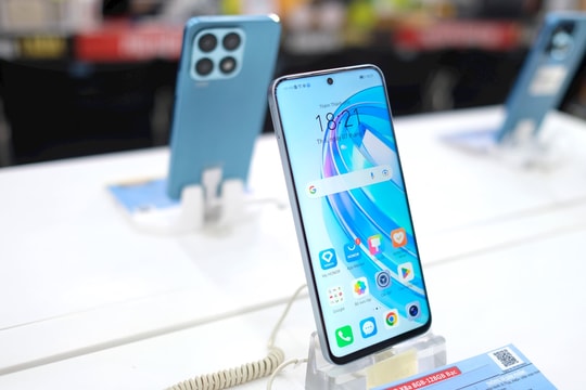 HONOR quay lại thị trường Việt Nam với mẫu smartphone giá rẻ, cấu hình tốt, cam 100 MP nhưng dùng hệ điều hành cũ