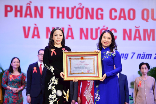 Chủ tịch nước tặng Huân chương Lao động hạng Nhất cho Phó Chủ tịch Tập đoàn KN Holdings:﻿﻿ Động lực khích lệ nhiệt huyết cống hiến