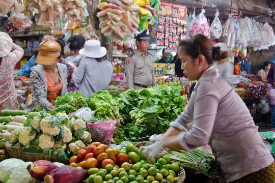 Láng giềng của Việt Nam lần đầu ghi nhận mức lạm phát siêu thấp 0,48%