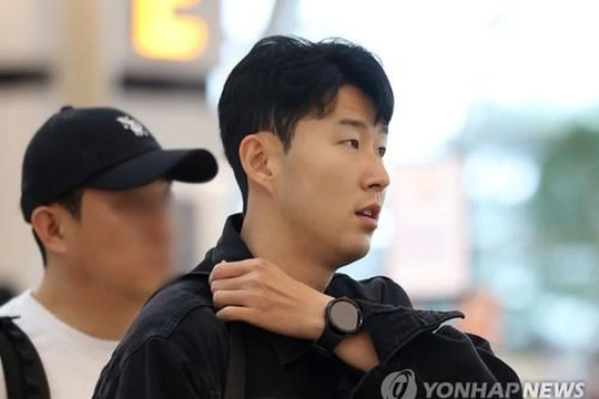 Ngôi sao Son Heung-min đeo chiếc Galaxy Watch chưa ra mắt 
