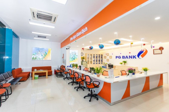 Petrolimex rút hàng trăm tỷ đồng tiền gửi tại PGBank trong nửa đầu năm, lợi nhuận ngân hàng vẫn tăng trưởng tốt