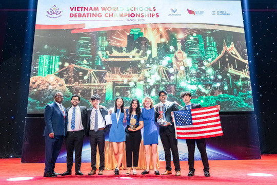 Giải đấu tranh biện lớn nhất thế giới WSDC 2023 chính thức khép lại: Mỹ giành chức vô địch, thứ hạng của đội tuyển Việt Nam gây bất ngờ lớn
