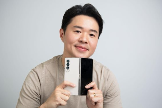 Samsung Galaxy Z Series thế hệ mới: "Chân ái" của các cộng đồng tiểu văn hoá "nghĩ ngược, làm được"